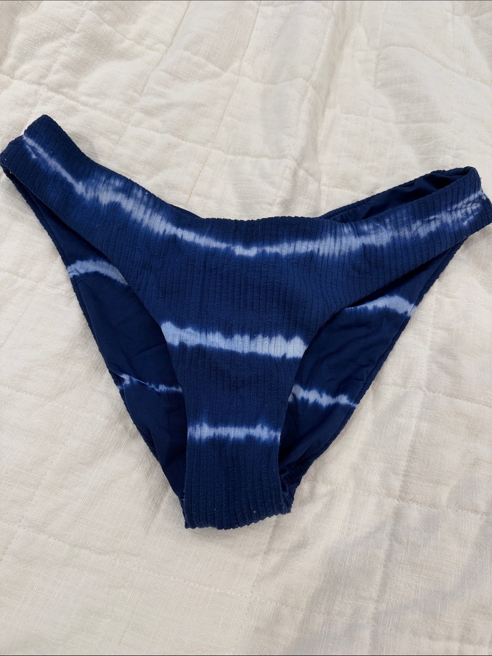 BECCA Navy Blue Tie-Dye Bikini Bottom size small